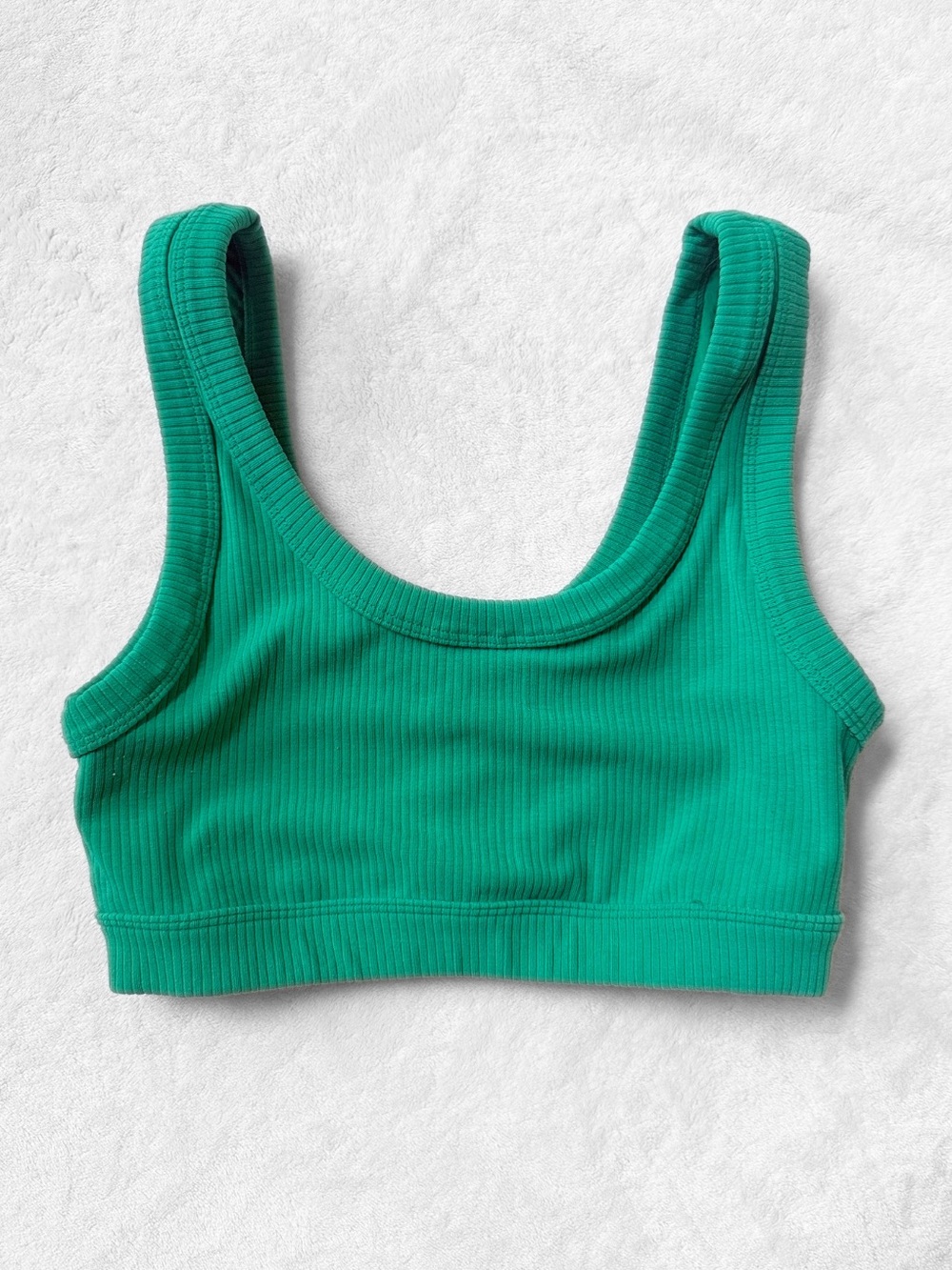 ALO Yoga Wellness Bra – Emerald Green – Small